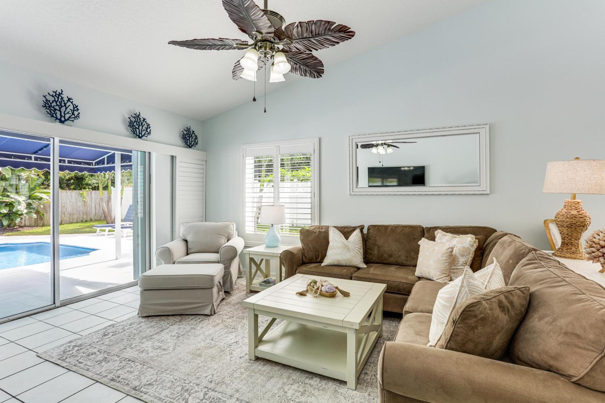 Coastal Villa With Private Yard And Heated Pool! North Palm Beach Exterior photo